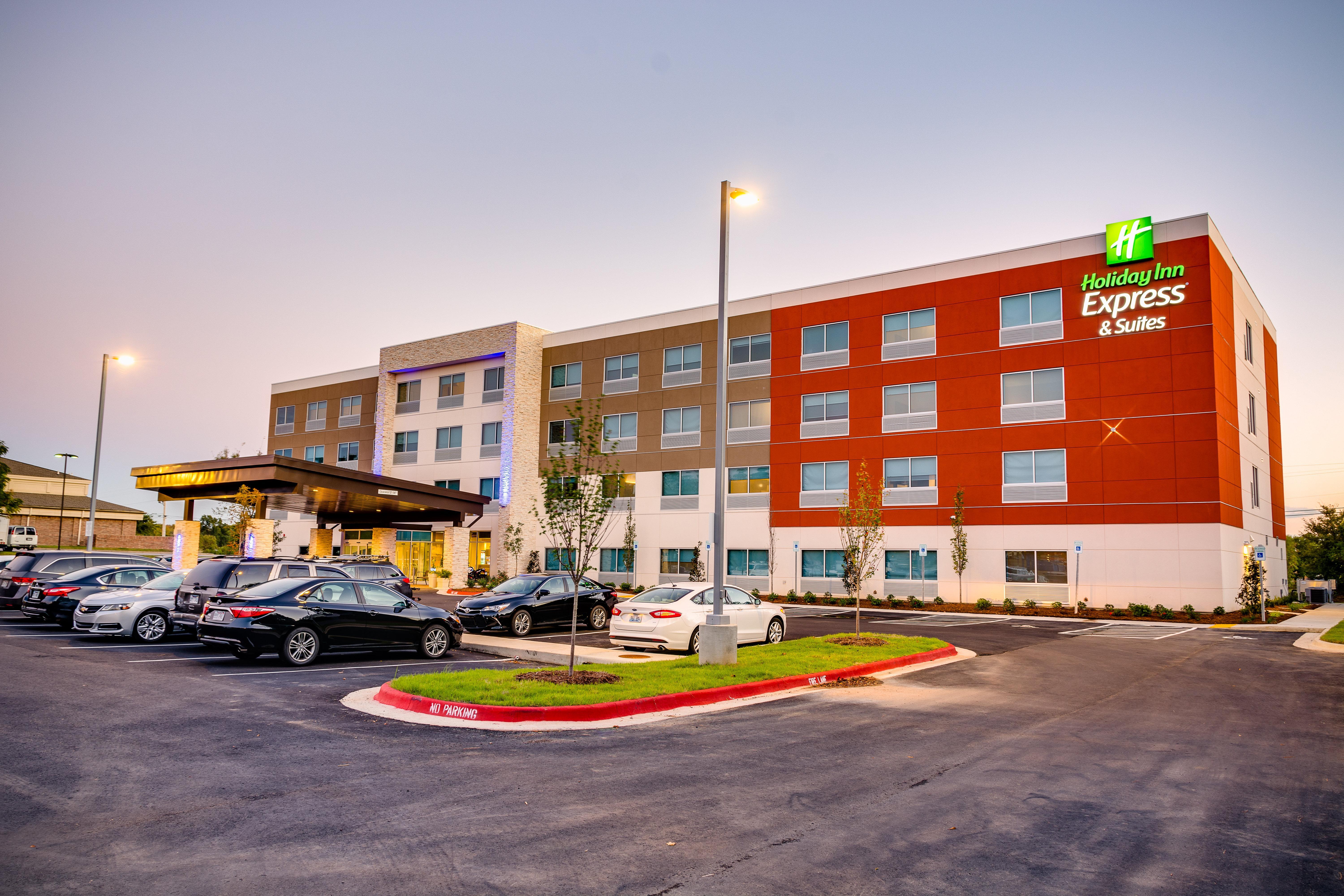 Holiday Inn Express & Suites Russellville By Ihg Buitenkant foto